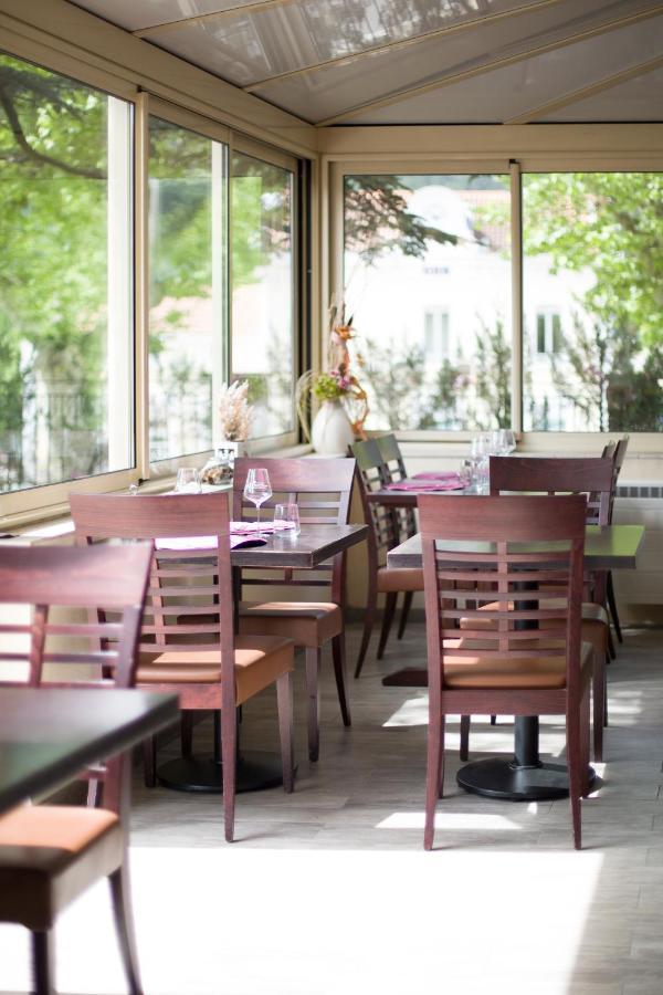 Logis Hotel & Restaurant Le Carnot 戴伊 外观 照片